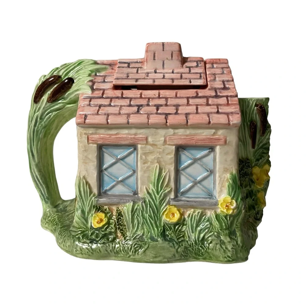 Jeremy Fisher the Frog Teapot from the Tales by Beatrix Potter Vintage